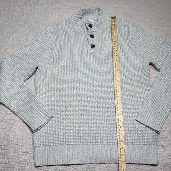 Old Navy Men's Latte Beige Knit Textured Button Mock Neck Sweater Size Medium - Picture 4 of 8